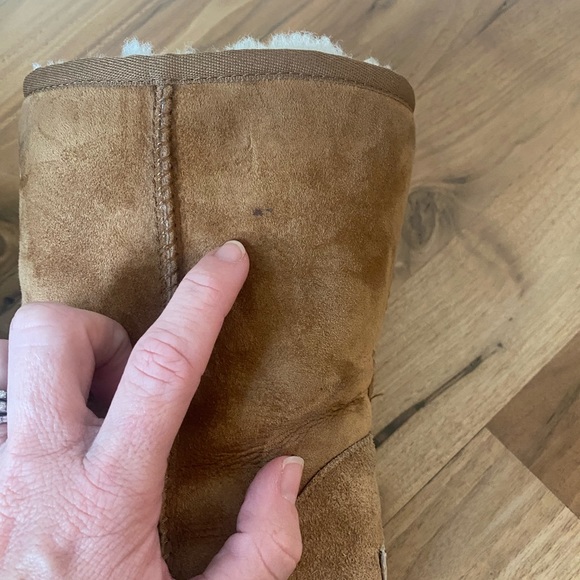 Ugg chestnut short II - Picture 10 of 13